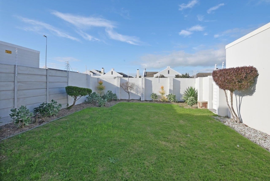 3 Bedroom Property for Sale in Sunningdale Western Cape